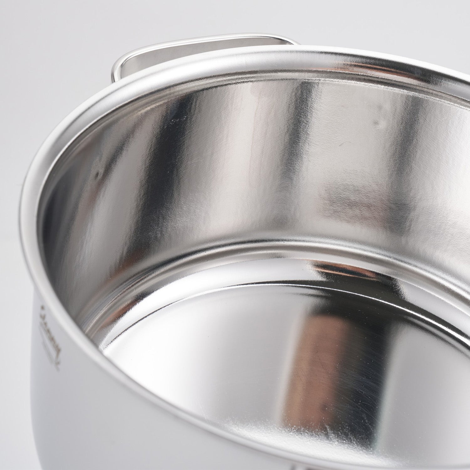 Why Stainless Steel Cookware Turns Brown—and How to Fix It